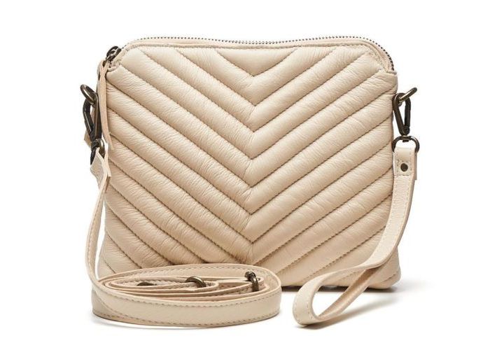 Mode accessoires Chabo LEDER Venice padded bag 22252 Off-white/ecru/parel
