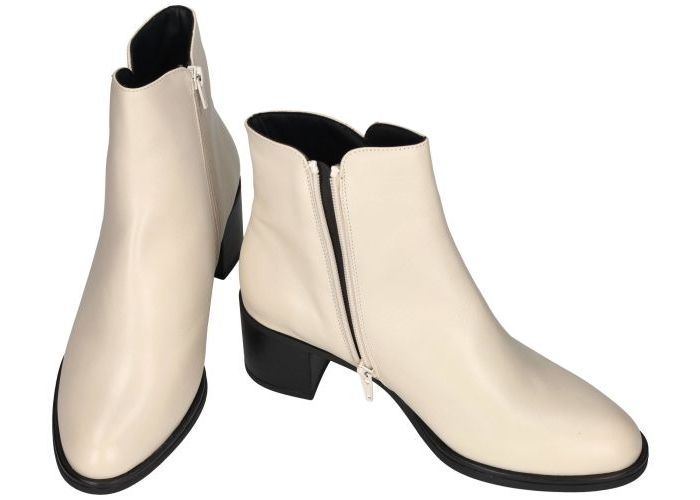 Piesanto 265445 544 - F - G enkellaarzen crÈme
