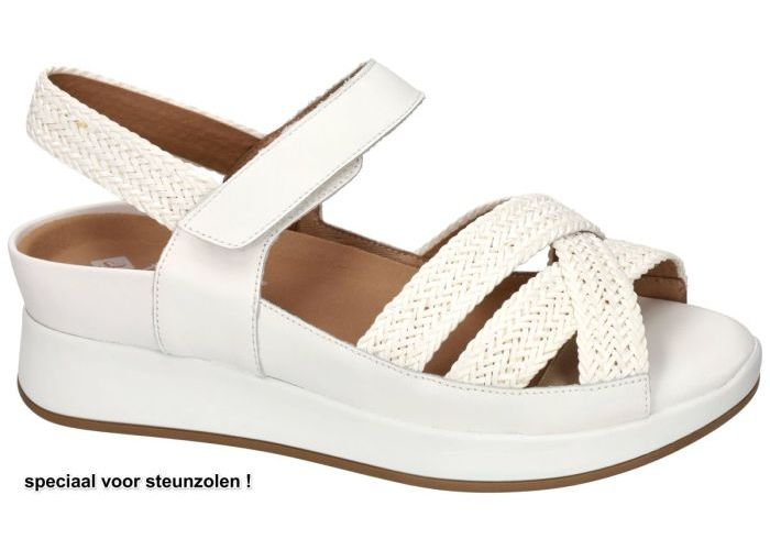 Piesanto 260425  734 - H - i sandalen wit