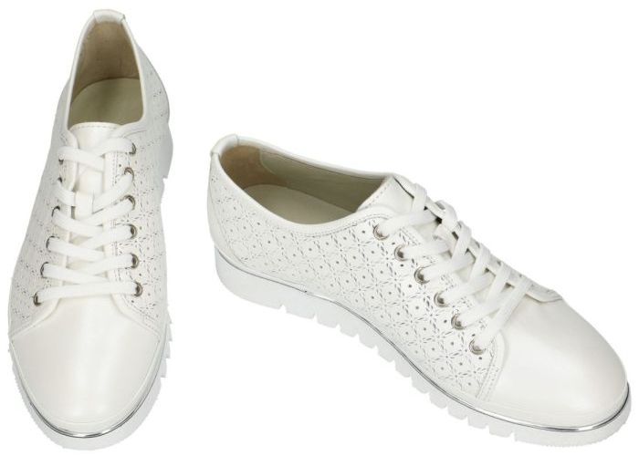Sensunique A19913-V49 PERF lage gesloten schoenen off-white/ecru/parel
