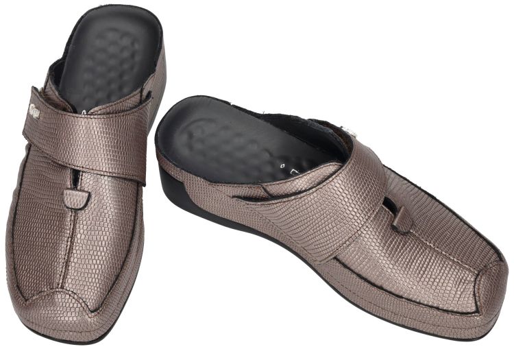 Vital 272817  TINA slippers & muiltjes brons